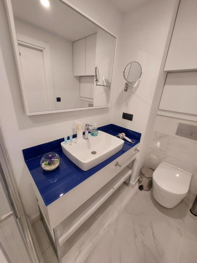 Номера На Высоких Этажах 24,31 Appartement Batoemi Buitenkant foto