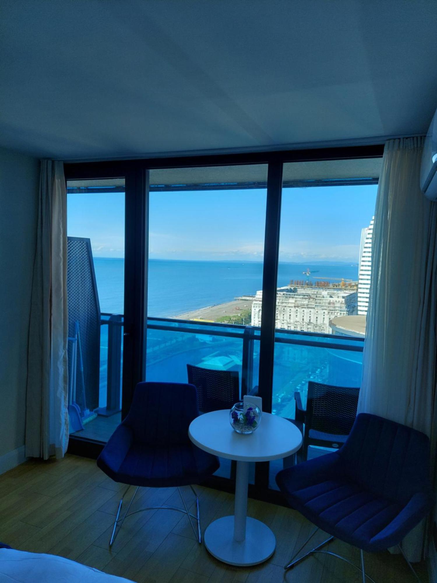 Номера На Высоких Этажах 24,31 Appartement Batoemi Kamer foto